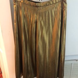 JCrew size 4 metallic gold pleated holiday skirt